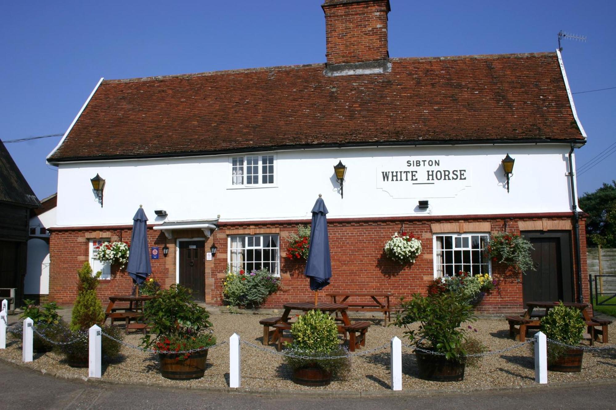 Sibton White Horse Inn Saxmundham Buitenkant foto